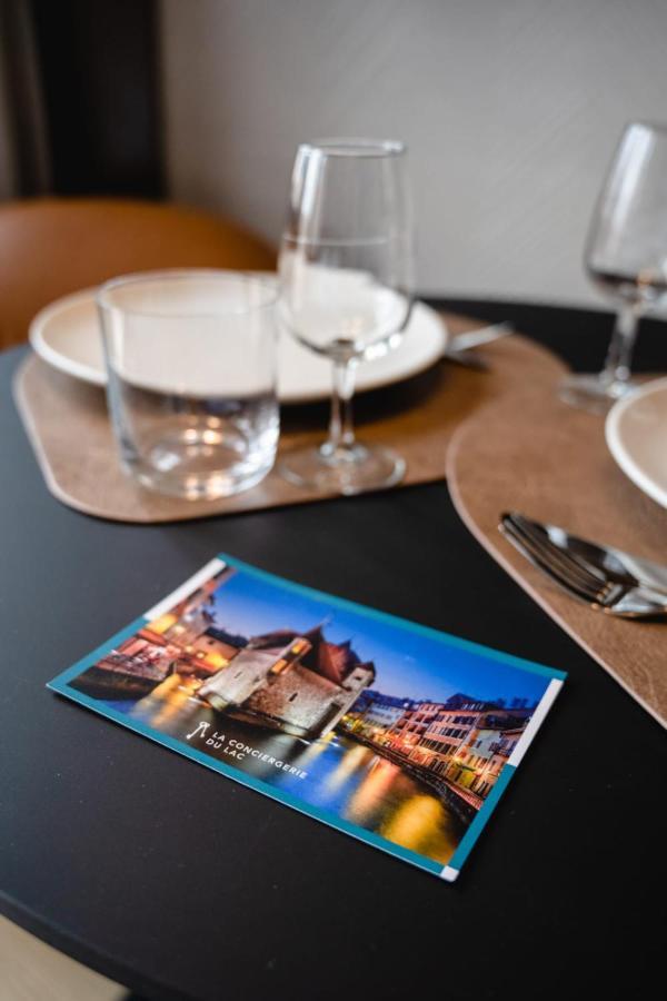 Le Nid Du Favre I - Charming Studio With Stunning Lake View อานซี ภายนอก รูปภาพ
